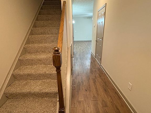 3rd image of 110 Audley Ct #1