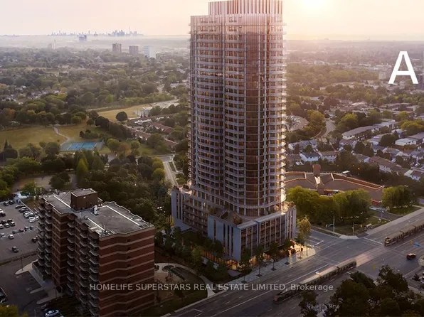 1 Fairview Rd E #308, Mississauga, ON L5A 4C6