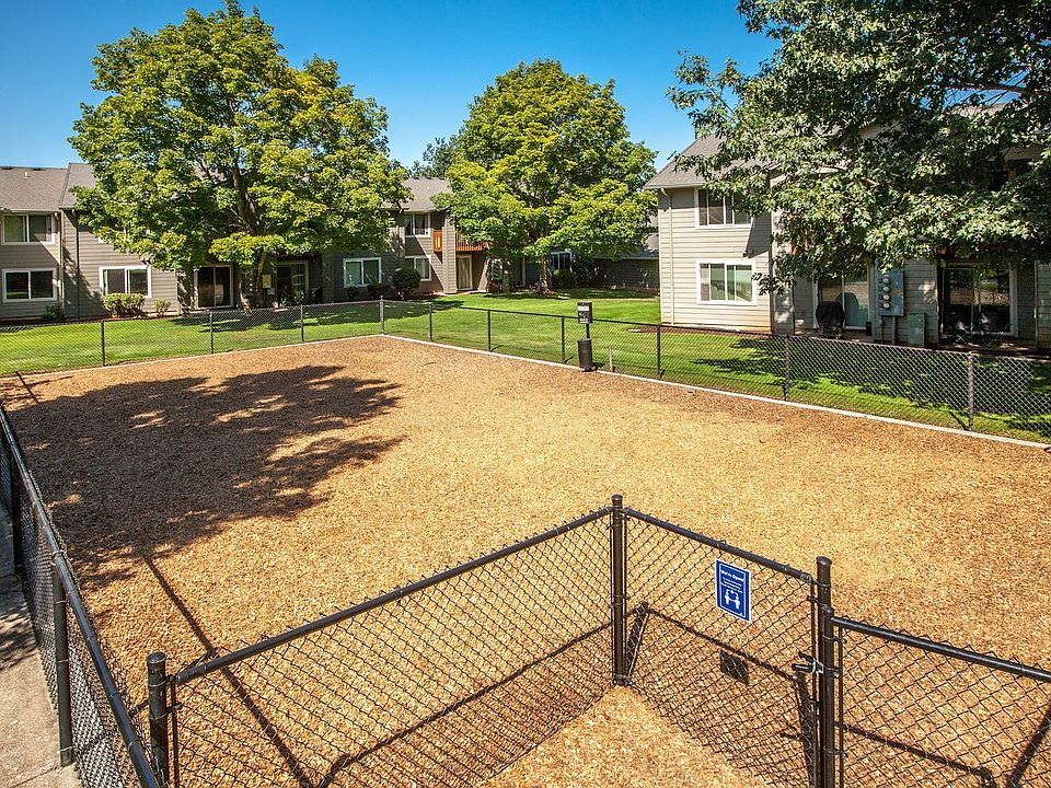 Parkside Apartments 4075 Aerial Way Eugene OR Zillow