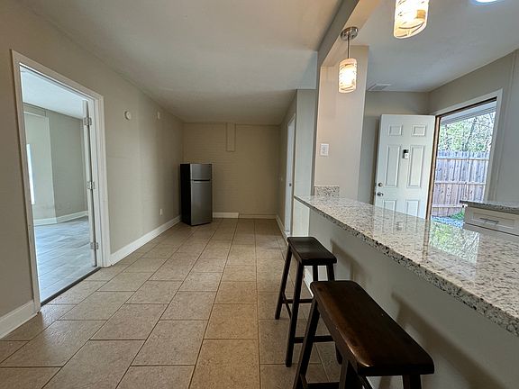 4th image of 6457 Cooper Ln