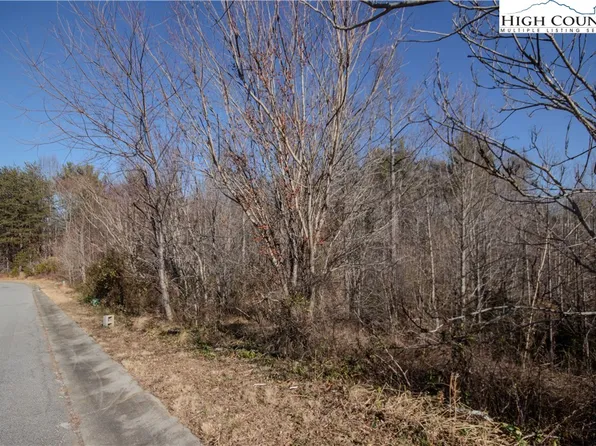 710 SE Chatsworth Street, Lenoir, NC 28645