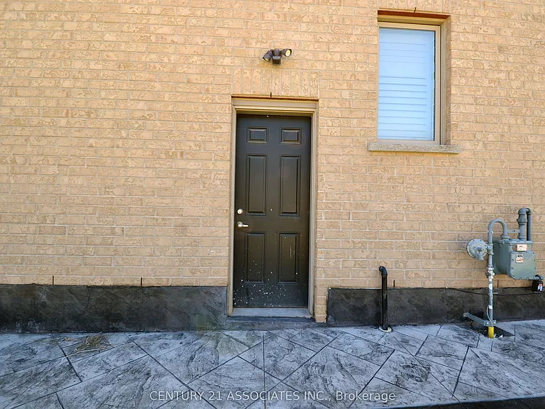 92 Nashville Cir — Photo 3