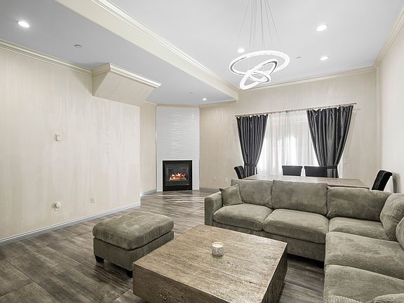 5th image of 333 Milford St Unit 106