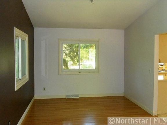 4th image of 770 Carla Ln