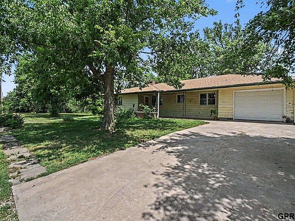 4th image of 7333 E Gage Rd