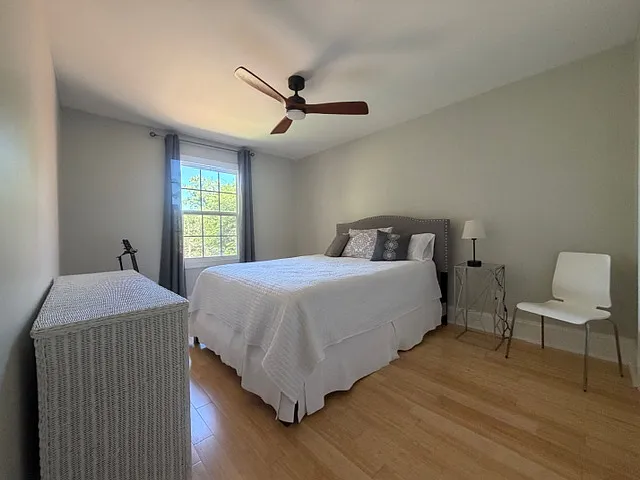 422 Woodsman Ct — Photo 4