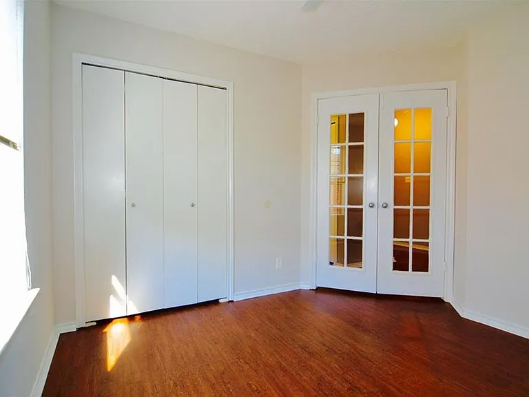 9101 Palace Pkwy — Photo 5