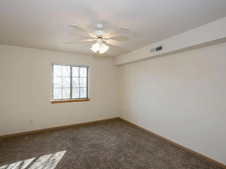 2876 Coral Ct — Photo 7