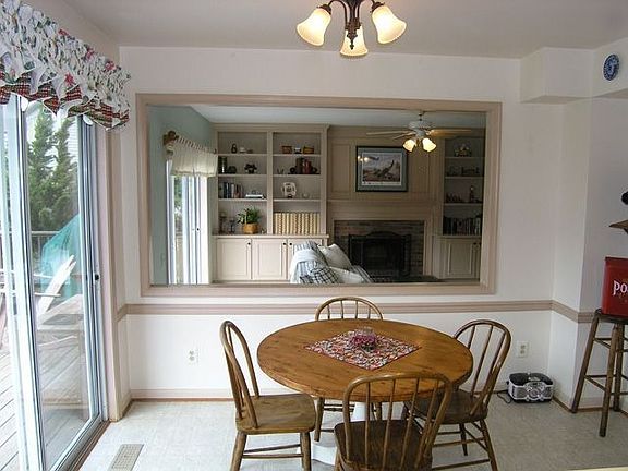 5th image of 701 Chadfield Way NE