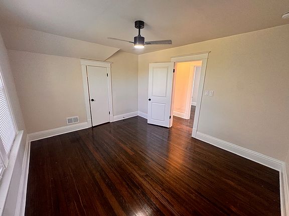 5th image of 15745 Drexel Ave