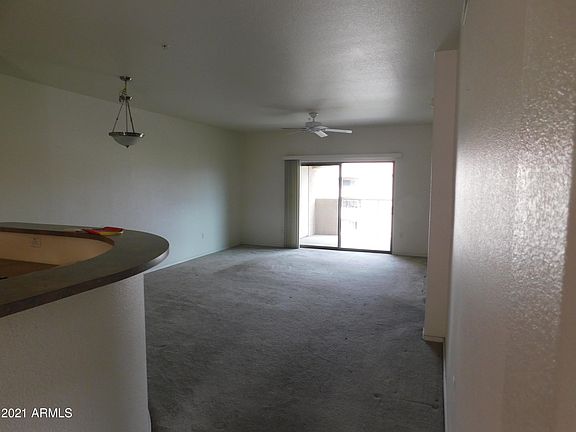 2nd image of 920 E Devonshire Ave Unit 4020