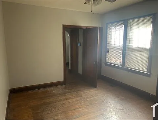 2 bed, $1,300 — Photo 2