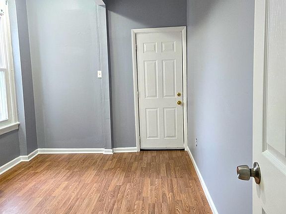 2nd image of 314 Seaman St