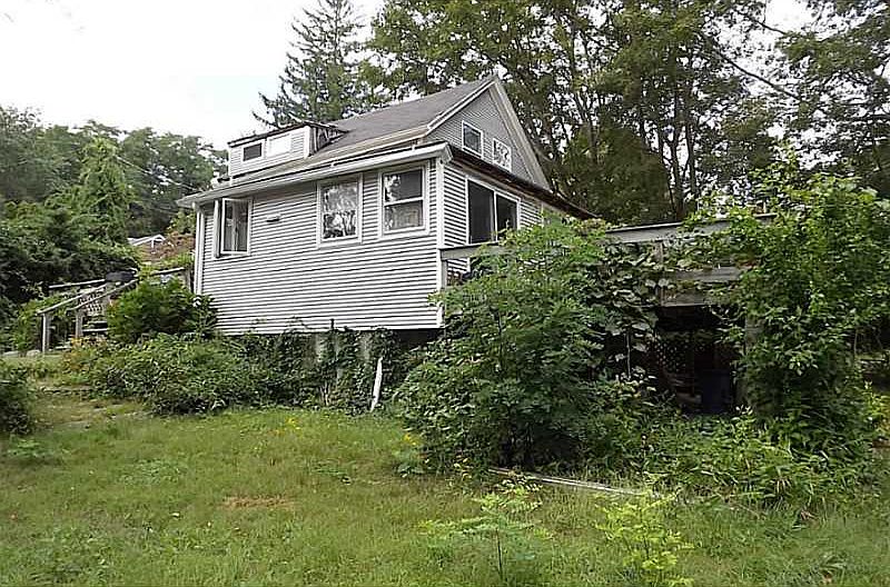 2nd image of 30 Curtis Rd