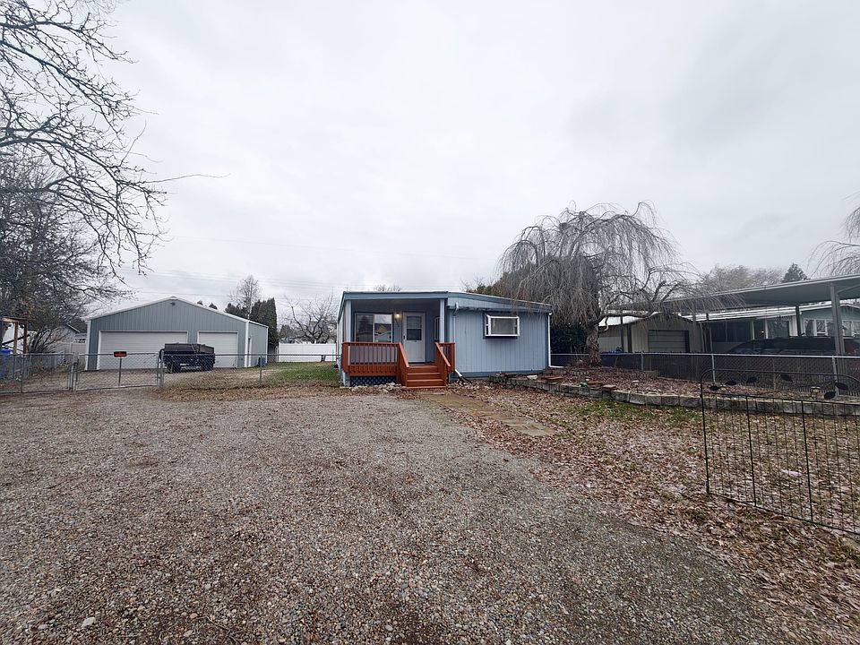 1st image of 19122 E Cane Cir