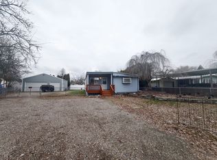 19122 E Cane Cir, Greenacres, WA 99016