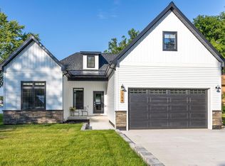 7784 C St, Stanwood, MI 49346