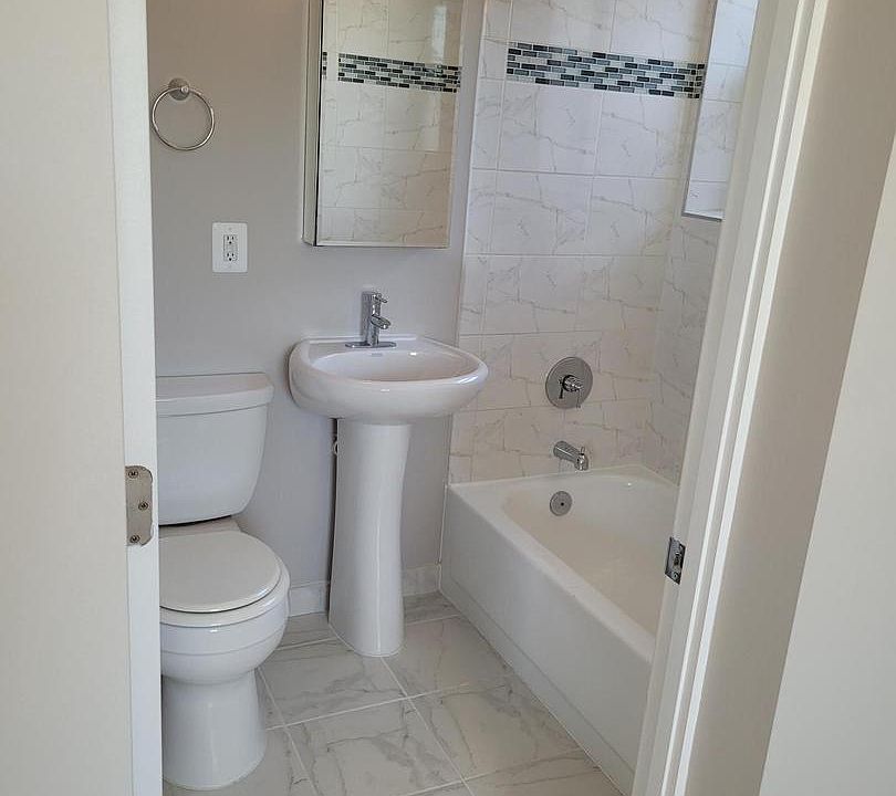 1st image of 2646 Birney Pl SE #301