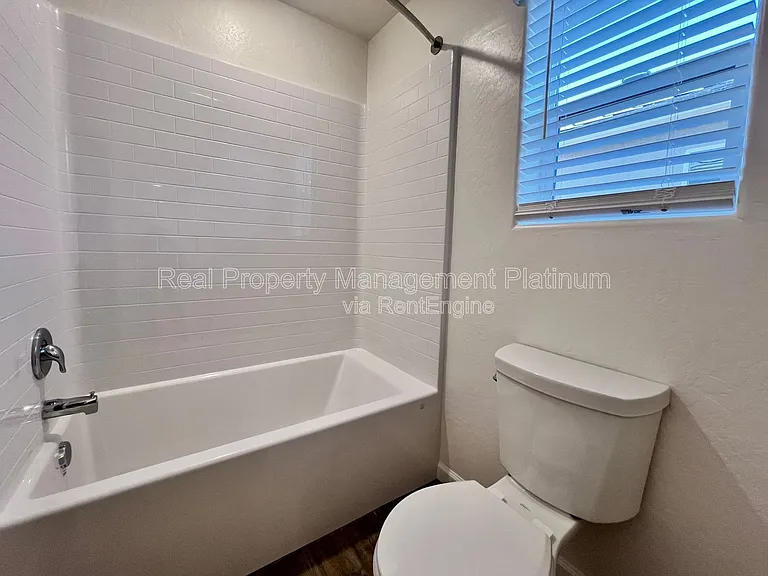 2059 N Wagon Ln — Photo 13