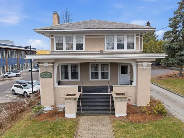 308 College Street, Burlington, VT 05401