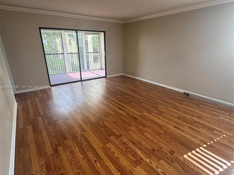 6575 W Oakland Park Blvd #218 — Photo 9