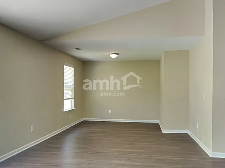 3 Kavanagh Ct — Photo 7