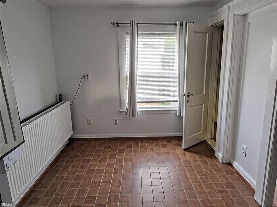 2nd image of 5165 E Princess Anne Rd #3