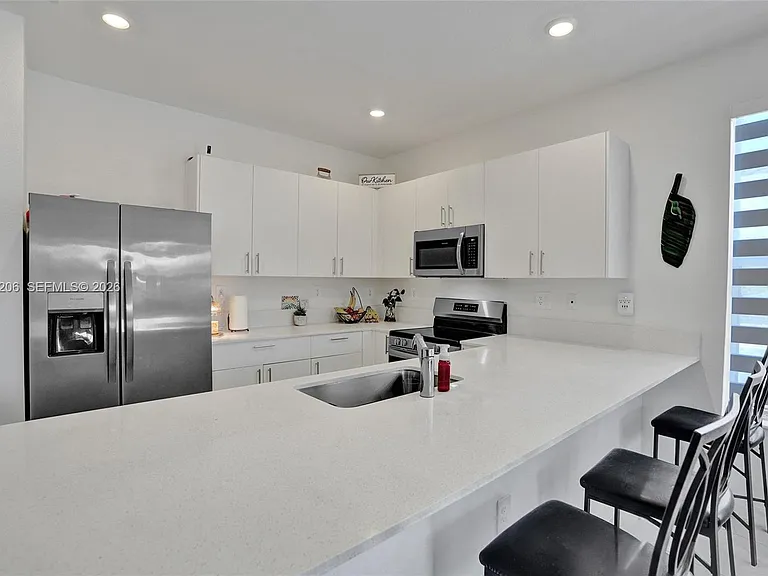 24280 SW 128th Ave — Photo 7