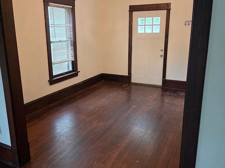 1015 Alabama St — Photo 7