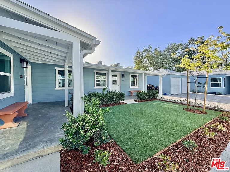 2924 W Riverside Dr — Photo 15