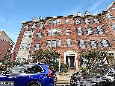 2nd image of 3632 Holborn Pl