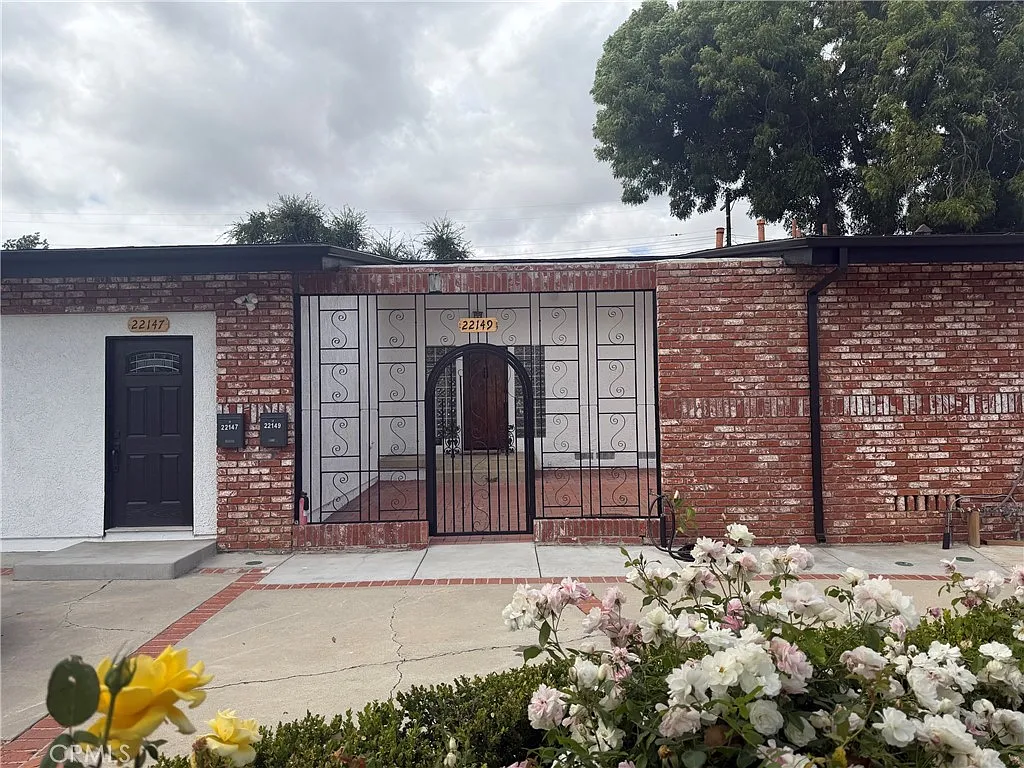 Building Photo - 22149 Welby Way