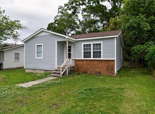 352 10th Ave, Chickasaw, AL 36611