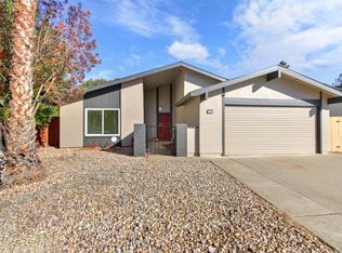 9402 Mira Del Rio Dr, Sacramento, CA 95827