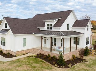 324 Collier Ln, Gallatin, TN 37066