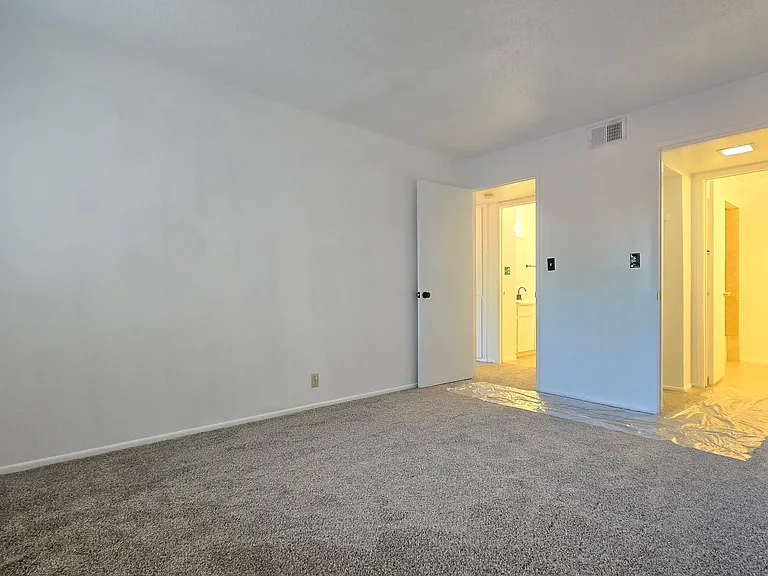 4917 N 73rd St #17 — Photo 8