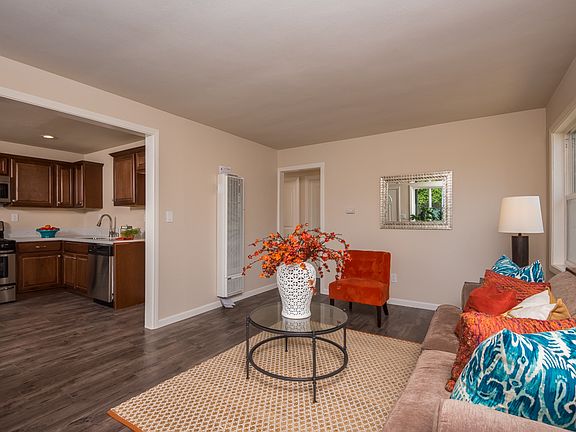 4th image of 6383 Newsome Dr