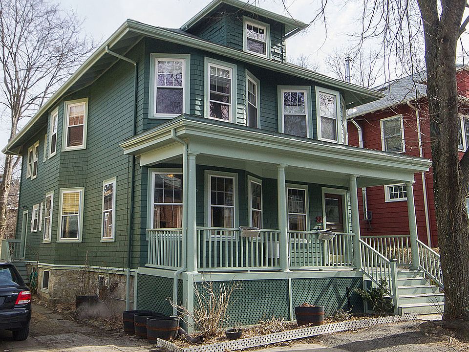 1st image of 22 Kingsboro Park #1
