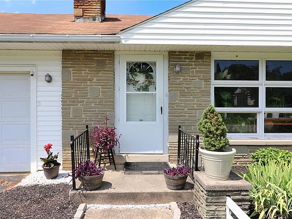 4th image of 3771 Fleetwood Dr