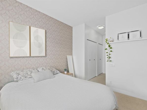 2 bedroom rental in Coquitlam — photo 11