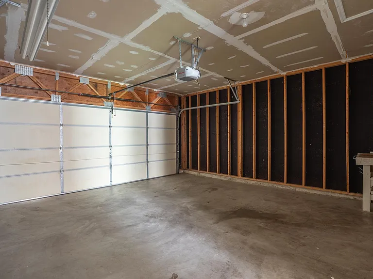 16944 Hickory Crest Dr — Photo 20