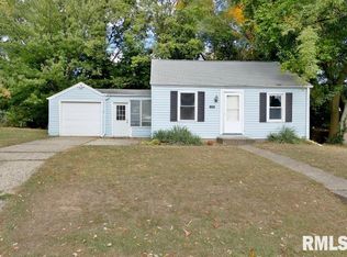 110 W McClure Ave, Bartonville, IL