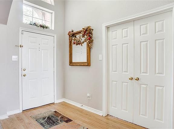 5th image of 8389 Everglades Cir