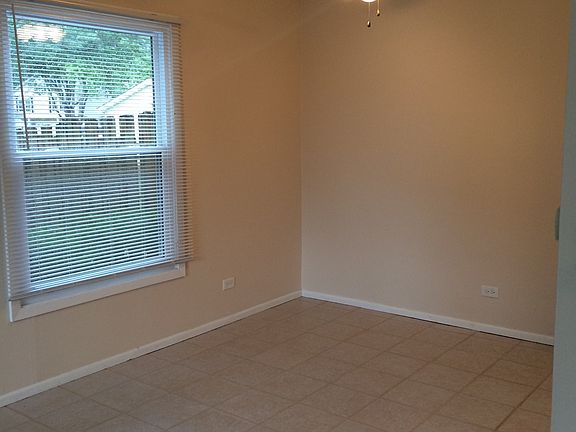 5th image of 1182 E Barberry Ln APT C