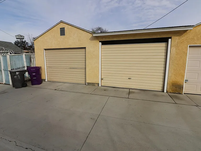 2207 Euclid Ave — Photo 30