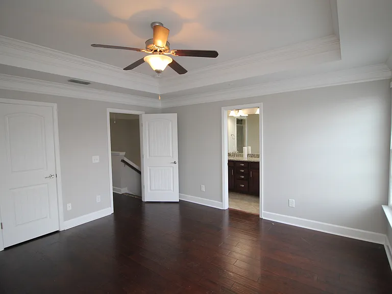 1031 Westhaven Blvd — Photo 13