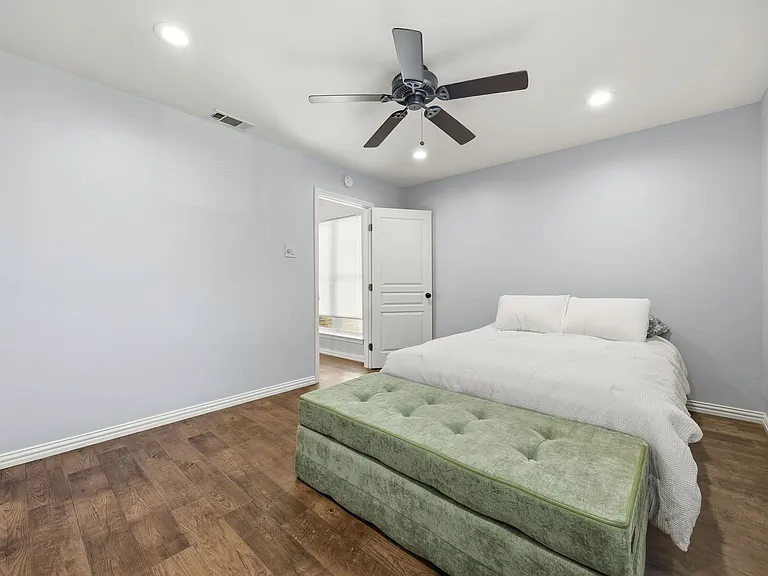 2955 Country Place Cir — Photo 17