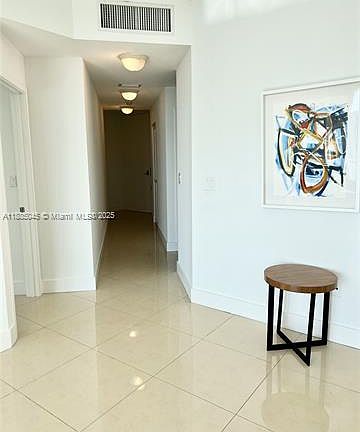 4th image of 1111 SW 1st Ave #1914