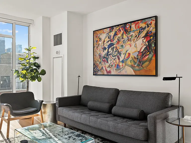 350 W 53rd St #A — Photo 9