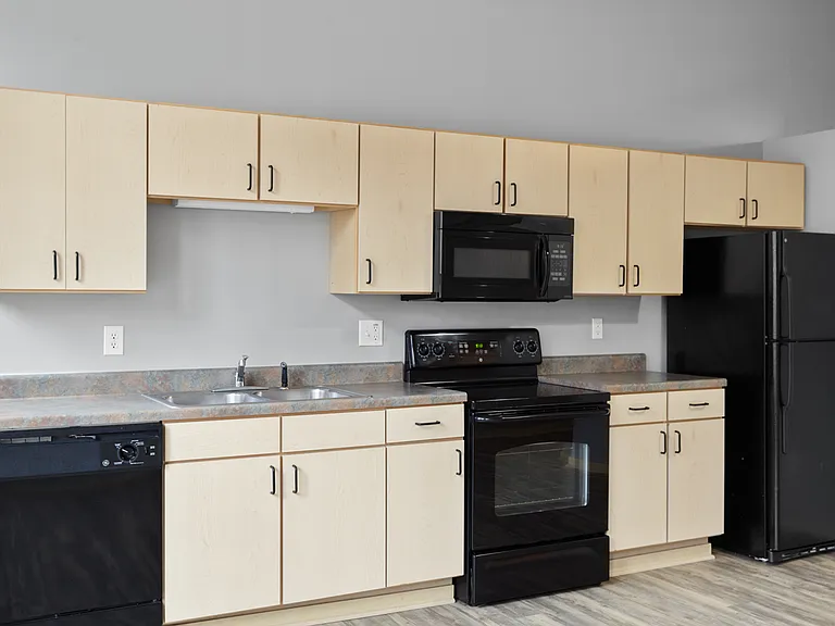 Court Ave Lofts — Photo 27